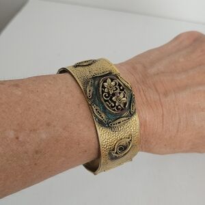 Vintage Filigree Gold Tone Brass Cuff Bracelet Hinged Floral Ornate Design 3D